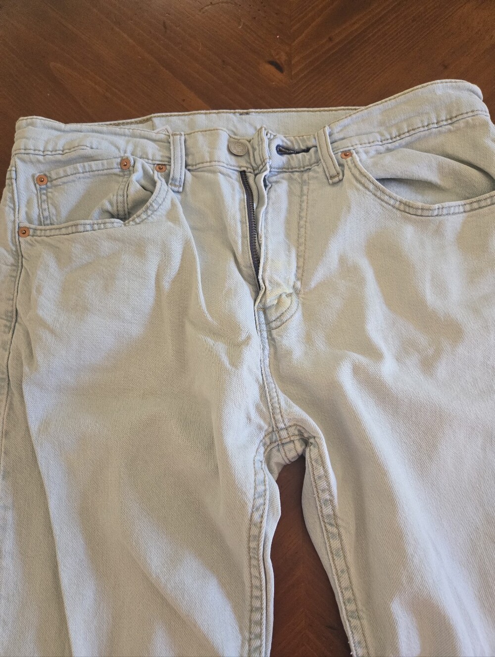 501 Light Blue Men’s Jeans - Classic Casual Fit W33 L 29